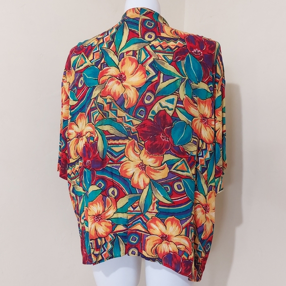Vintage 80s Maggie McNaughton Plus Size 20W Colorful Hawaiian Floral Flowy Top - Picture 5 of 11